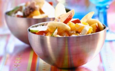 Salata aromata de banane si mere