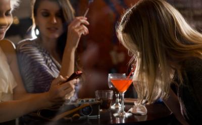 Ai grija de corpul tau! Fumatul si consumul de alcool pot dauna grav sanatatii