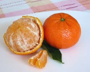 Reteta zilei - Prajitura cu iaurt si mandarine