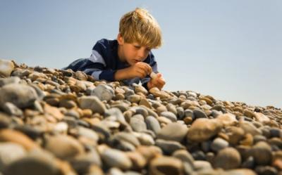 Riscul ca un copil sa sufere de autism este mai mare daca sindromul mai exista in familie