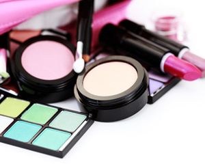 8 substante toxice din produsele cosmetice