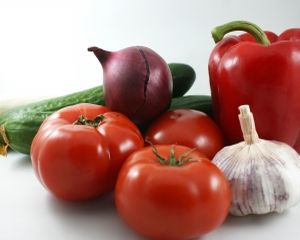 Reteta pentru vegetarieni: Clatite cu legume