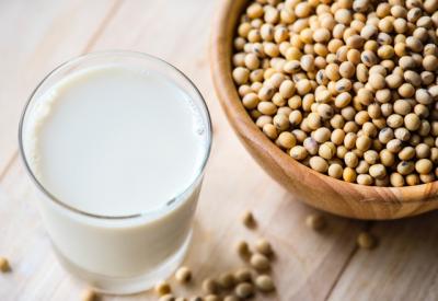 Lapte de soia - ce beneficii si contraindicatii are