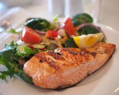 Dieta bogata in proteine tine la distanta bolile cardiovasculare