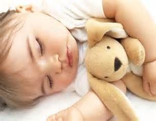 EXPERTUL VA RASPUNDE: Somnul ajuta copiii sa creasca sanatos si frumos