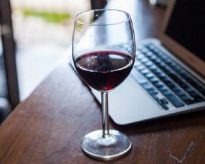 Vinul rosu - beneficii si contraindicatii