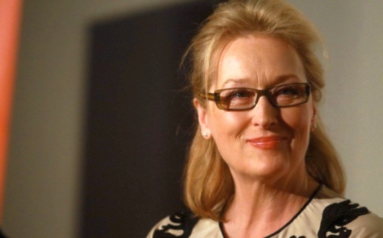 La 62 de ani, Meryl Streep apare pe coperta de ianuarie 2012 a revistei Vogue