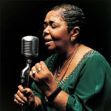 Cesaria Evora revine din nou la Bucuresti