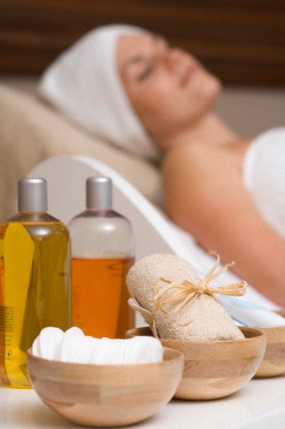 Balsam revigorant pentru par, cu ulei de masline si albus de ou