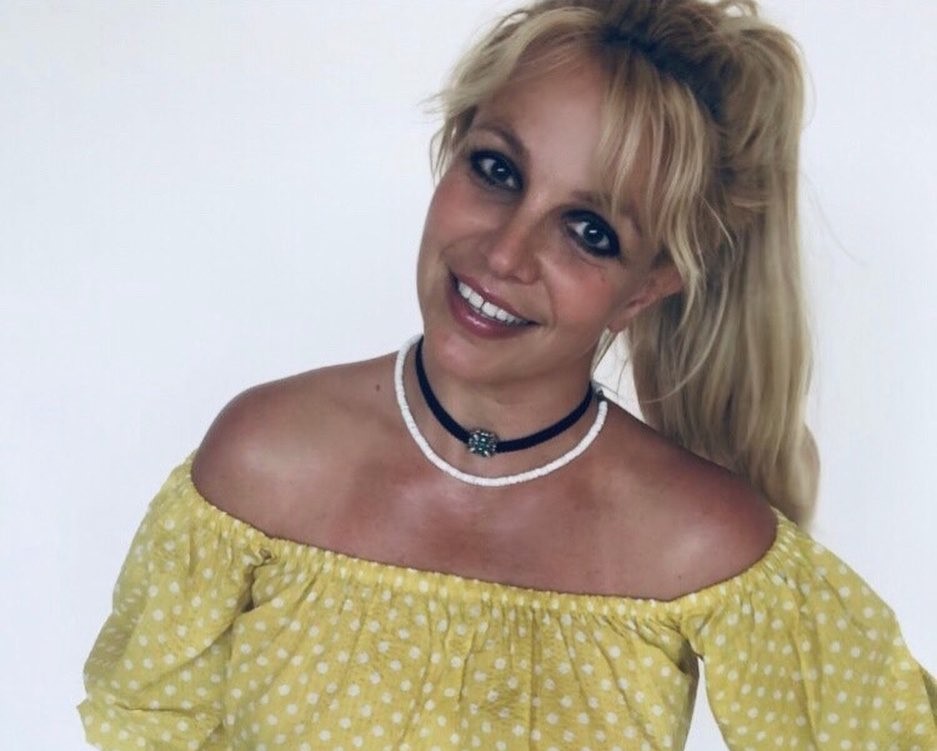 Britney Spears renunta la a mai canta pe scena