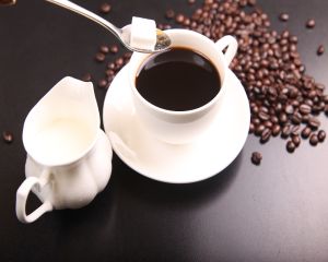 4 semne care iti arata ca bei prea multa cafea