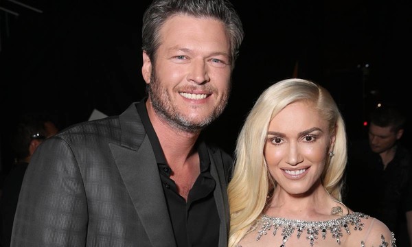 Gwen Stefani si Blake Shelton, oficial logoditi