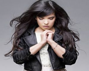 Indila va concerta la Bucuresti pe 7 decembrie 2014