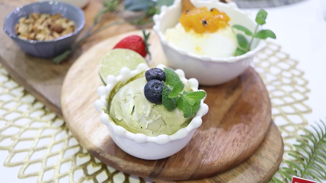 3 retete de inghetata cu putine calorii pe care le vei face toata vara
