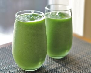 Reteta de smoothie verde pentru detoxifiere