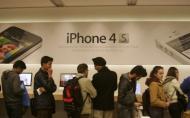 iPhone 4S s-a lansat in Romania. Cat costa si unde se gaseste?