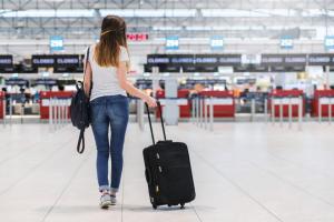 Cate metode ai sa ajungi la aeroport si pentru care ar fi recomandat sa optezi?