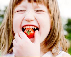 Sfatul nutritionistului: alimentatia recomandata pentru copii pe timpul verii