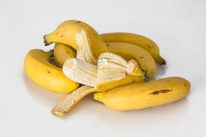3 retete sanatoase cu banane: Deserturi simple, perfecte pentru orice moment al zilei