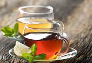 5 ceaiuri din plante medicinale si afectiunile pe care le trateaza