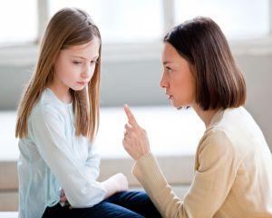 Psiholog: 'Pretentiile parintilor fata de copiii lor sunt exagerate si scot in evidenta frustrarile nereusitelor din tinerete'