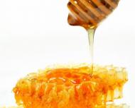 10 beneficii uimitoare pentru consumatorii de miere!