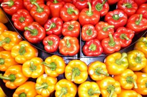 Cum se elimina pesticidele de pe fructe si legume?