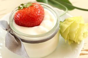 5 beneficii incredibile ale iaurtului grecesc pentru corp