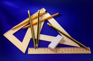 Matematica: Culegeri de teste rezolvate si explicate pentru nota 10