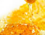 17 motive pentru care trebuie sa consumi miere si scortisoara